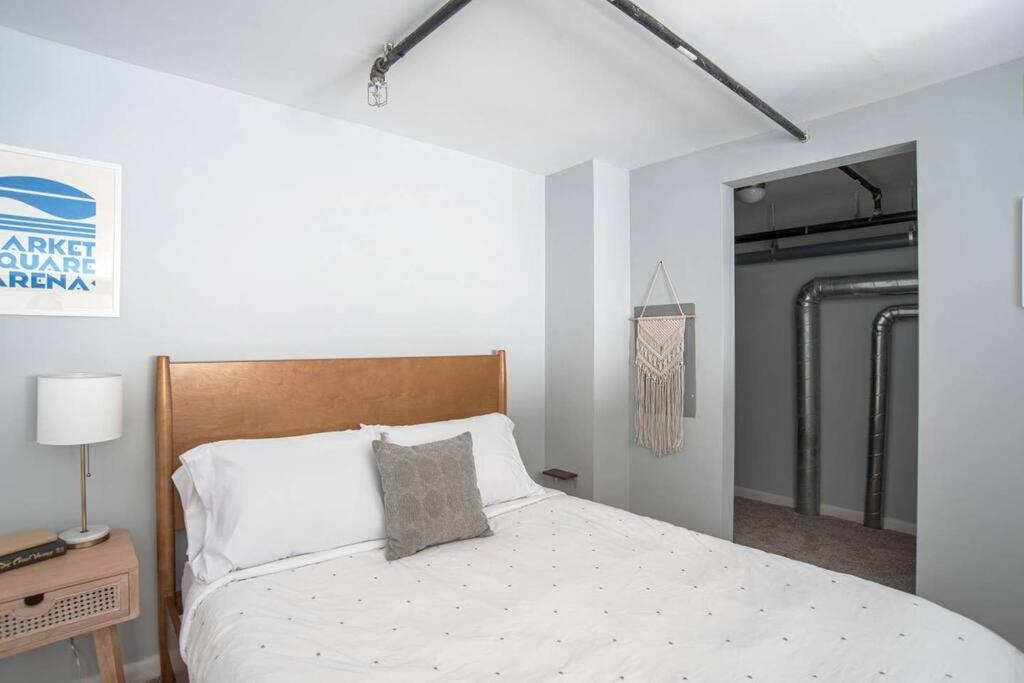 Cozysuites L 1Br, Monument Circle, Indy Индианаполис Экстерьер фото